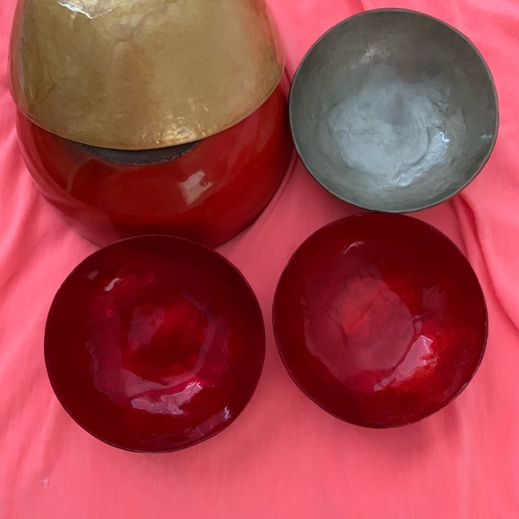 Bowl’s - Picture 2 of 2